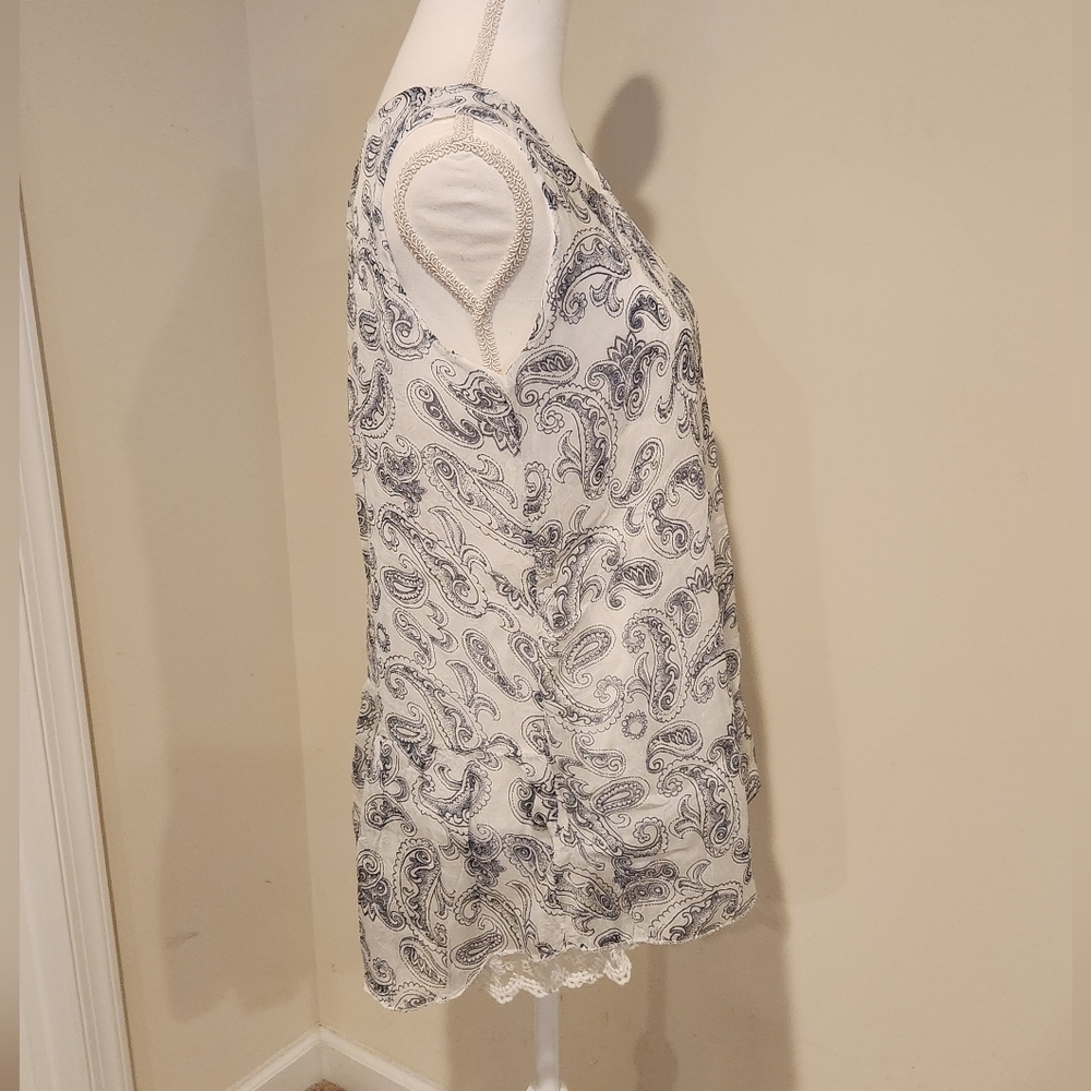 VIA Signoria White and Blue Silk Paisley Sleeveless Blouse Large (Made in Italy) - Picture 4 of 9